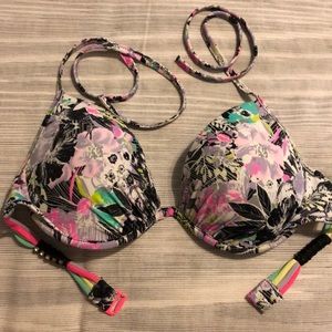 VICTORIA’S SECRET BATHING SUIT TOP. SIZE 34C